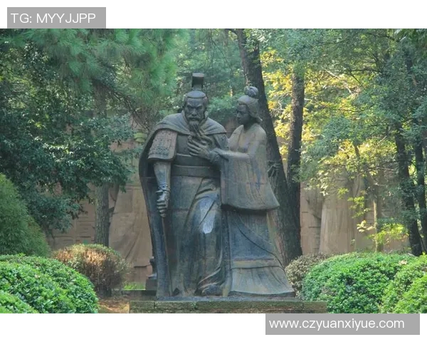 足球明星携家人来中国度假畅游名胜古迹感受文化魅力